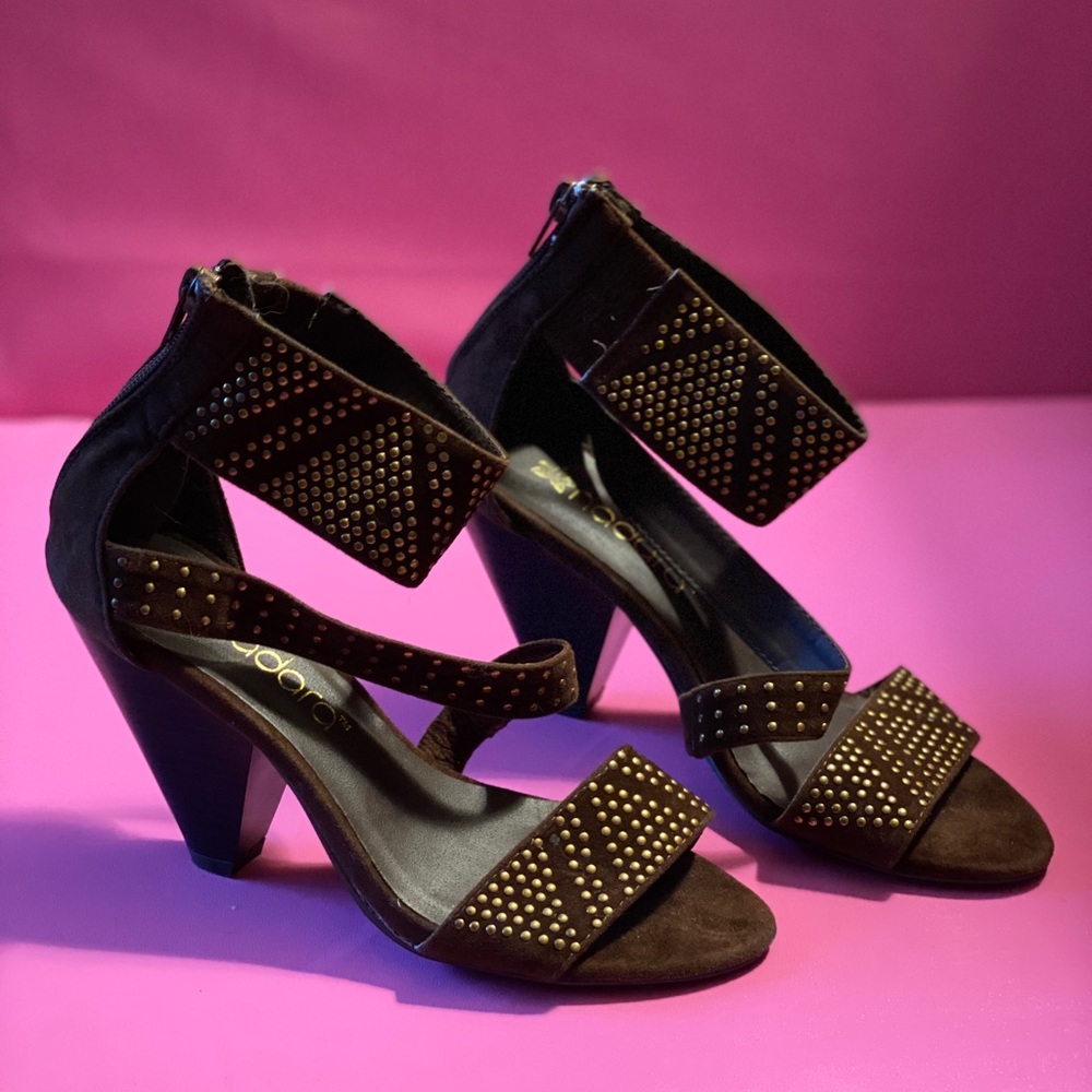 Cute brown studded heels!
